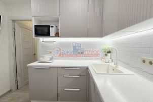 Продается 2 комн. квартира в 2-й микрорайон