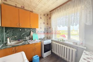 Продается 1 комн. квартира в 8-й микрорайон